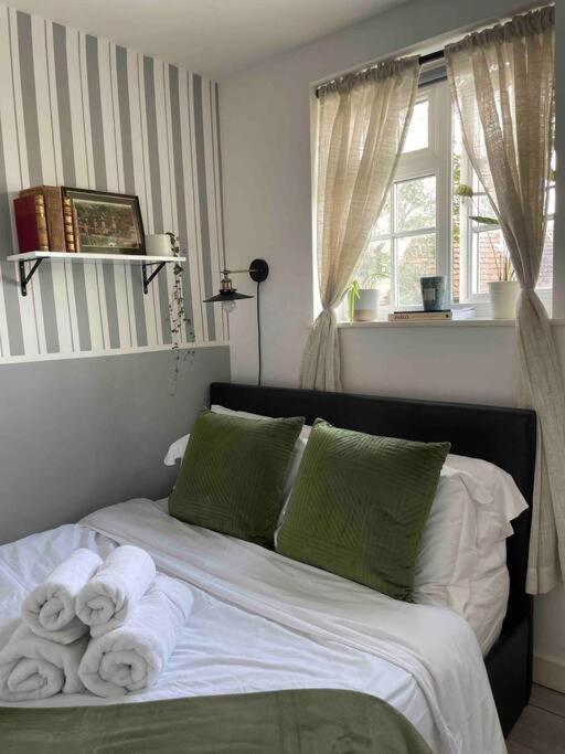 One Bedroom Putney Village Flat Londýn Exteriér fotografie